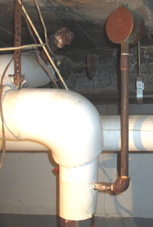 Vent Installed on the Side of a Drip Leg